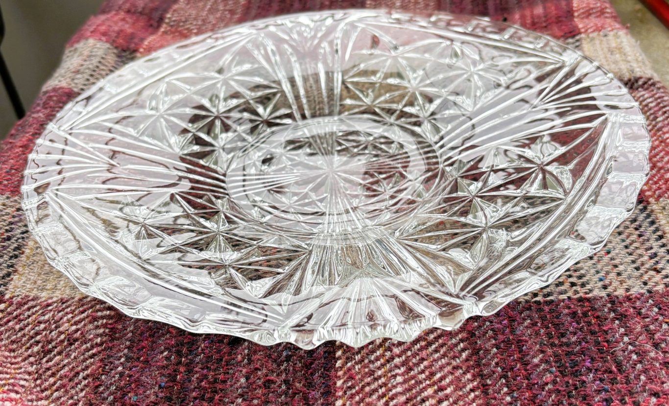 11" Glass Dish - £5