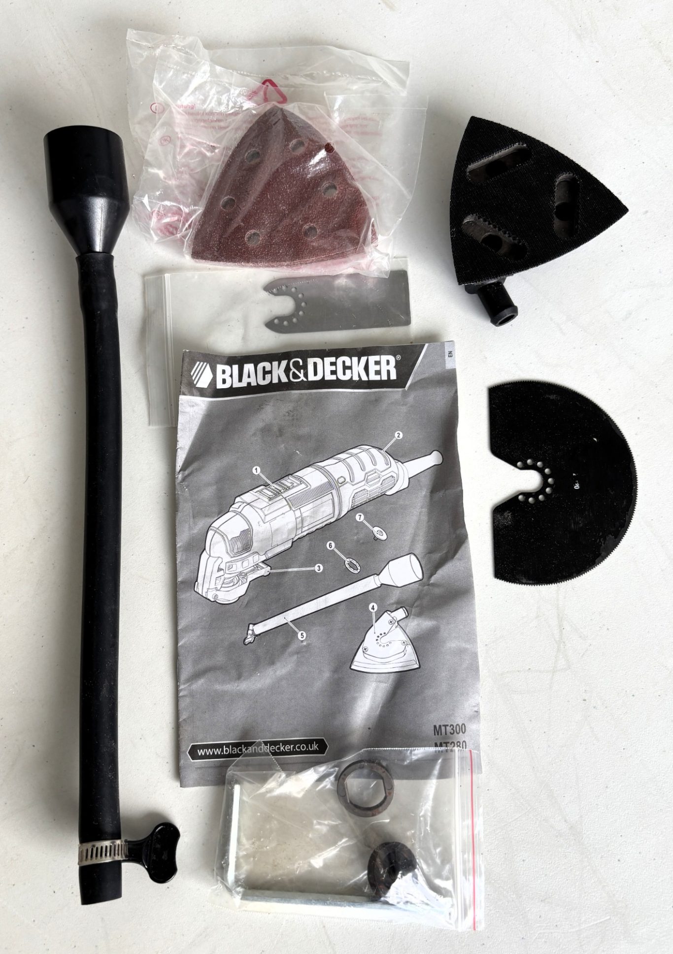 B & D Oscillating Tool - £25