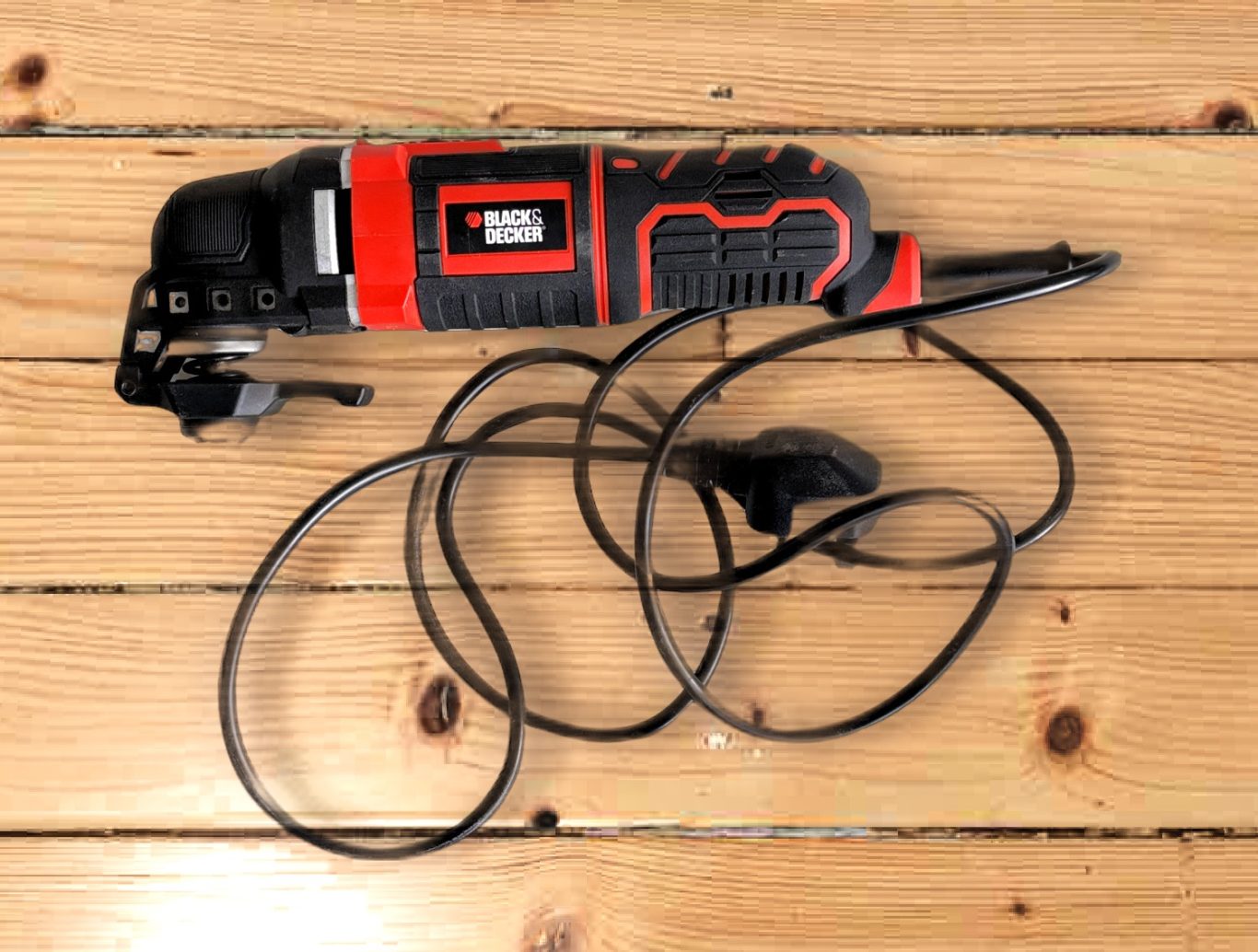B & D Oscillating Tool - £25